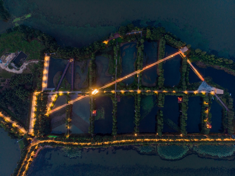 1684997705935611.jpg 84037429b3ee49cd894a12b3ab98c80a_040-landscape-renovation-design-of-the-south-wetland-park-on-plot-d3-of-oct-wuhan-china-by-la-design-960x719.jpg